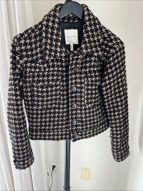 Avec Les Filles Black and Beige Houndstooth Cropped Jacket